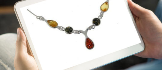 collier sur internet